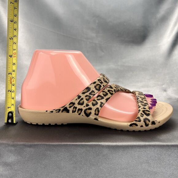 Crocs Kadee‎ II Leopard Sandals Women's 7 Strappy Slides Spring Shoes 206894-90L - Picture 4 of 14